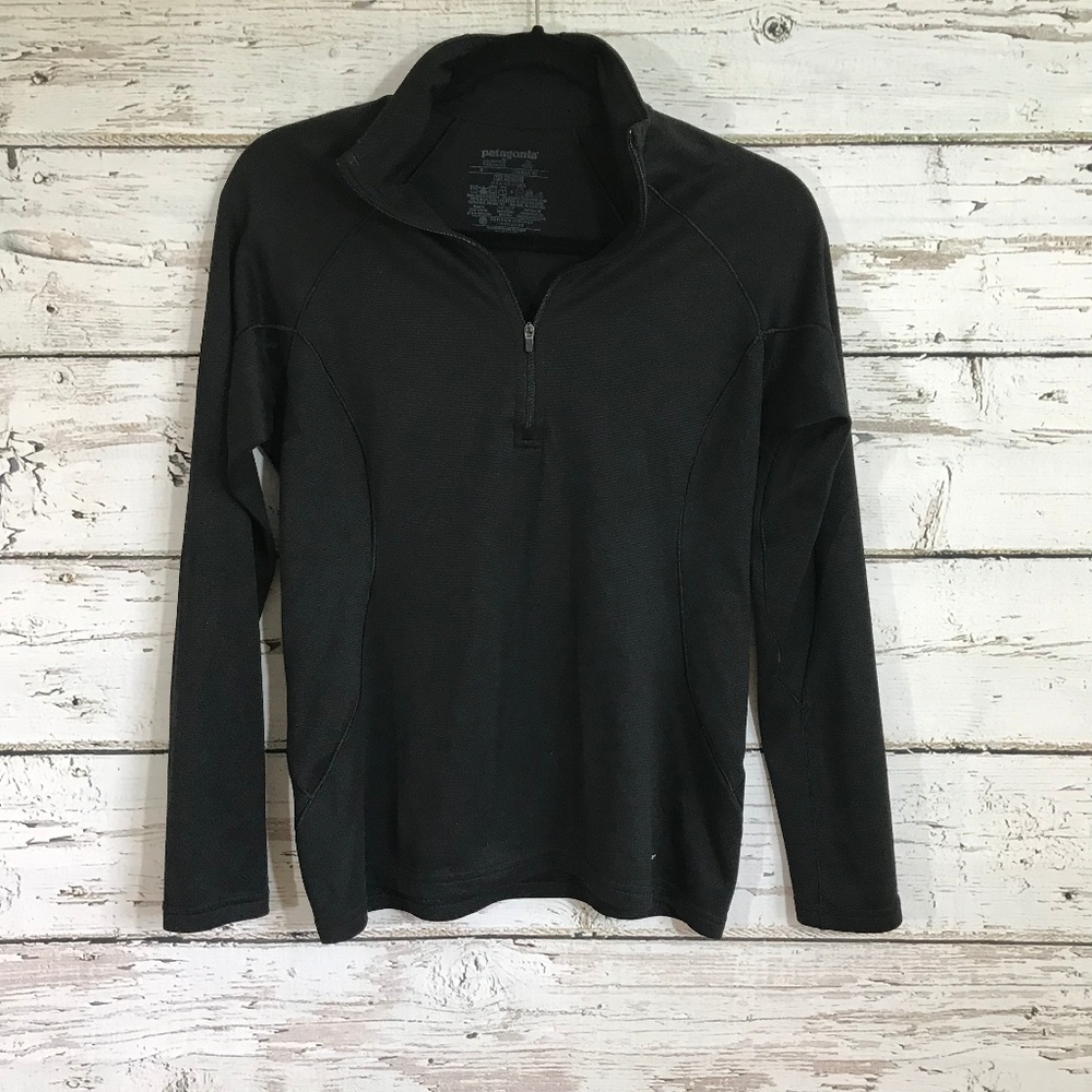 Patagonia Black long sleeve 1/2 zipper top